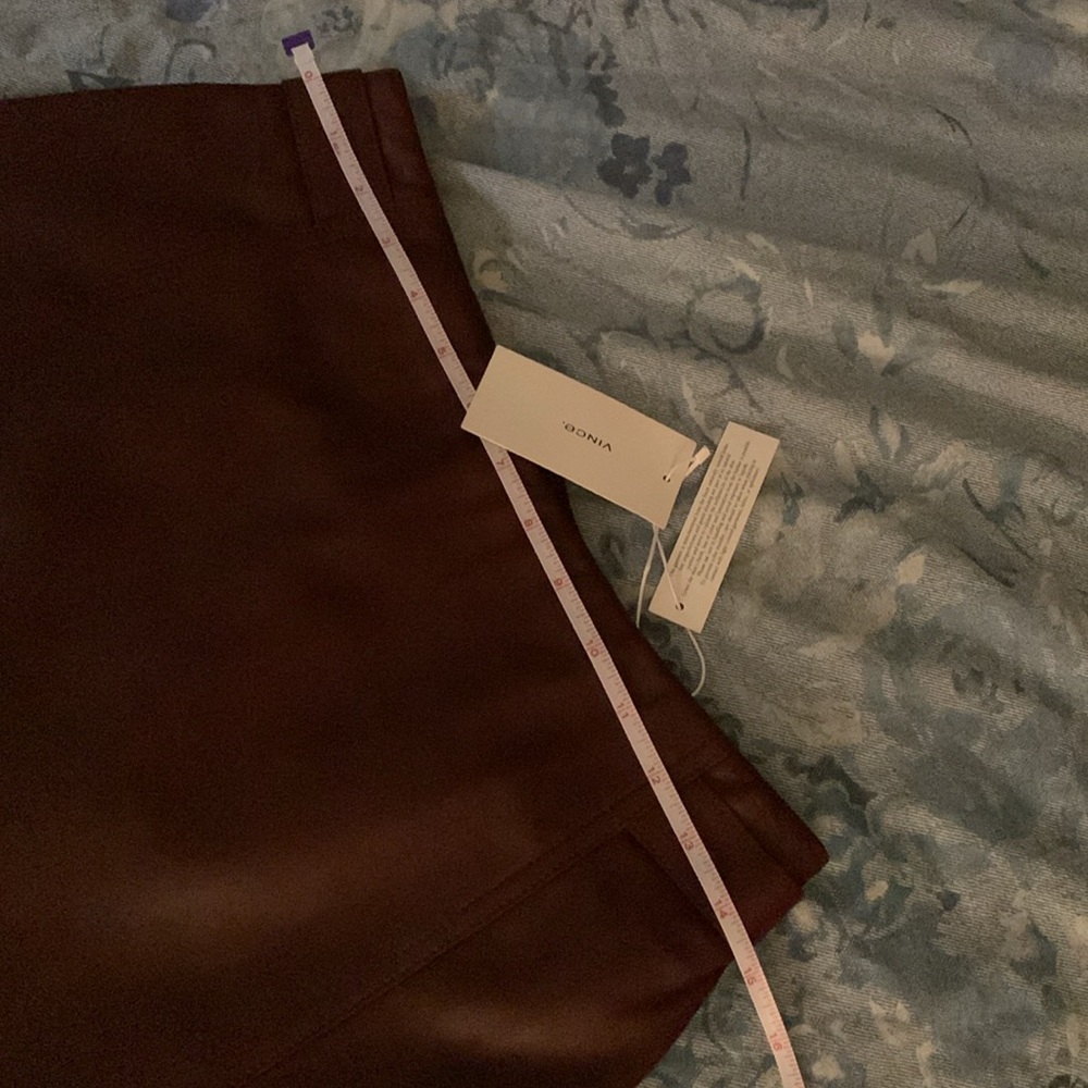Vince
Leather
Pencil Skirt Elegant Burgundy Leather Skirt - Picture 14 of 16